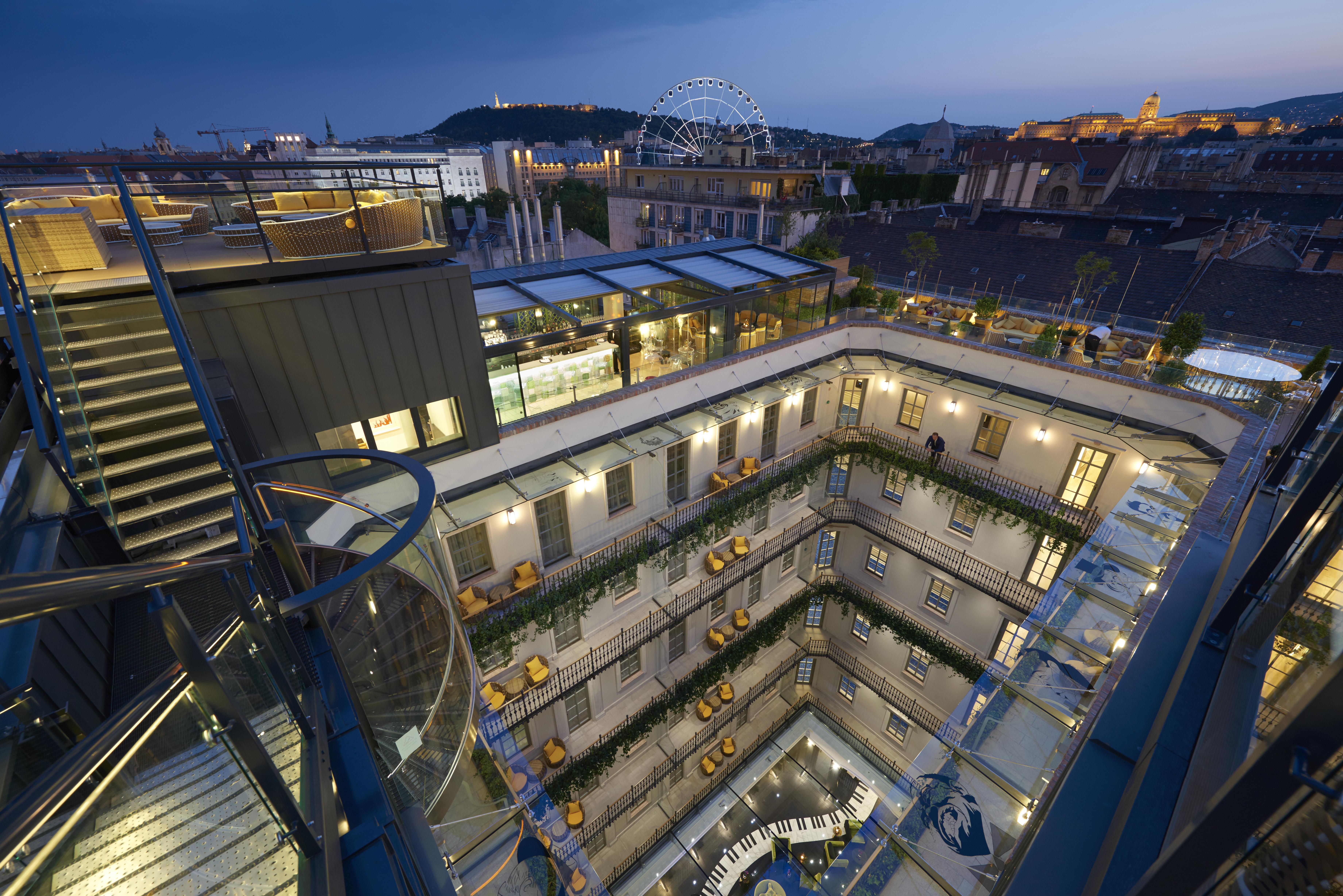 Aria Hotel Budapest By Library Hotel Collection Exterior photo