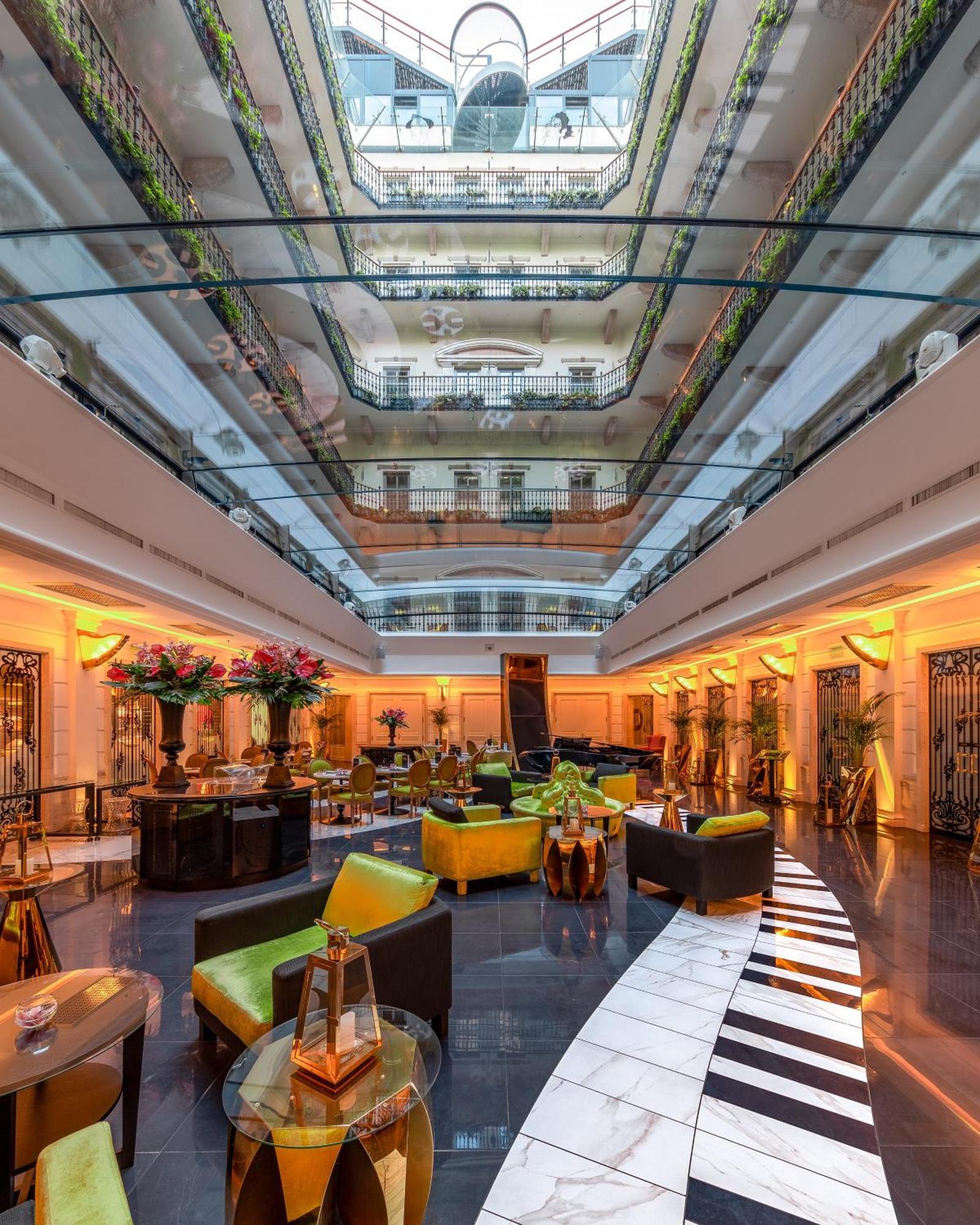 Aria Hotel Budapest By Library Hotel Collection Exterior photo